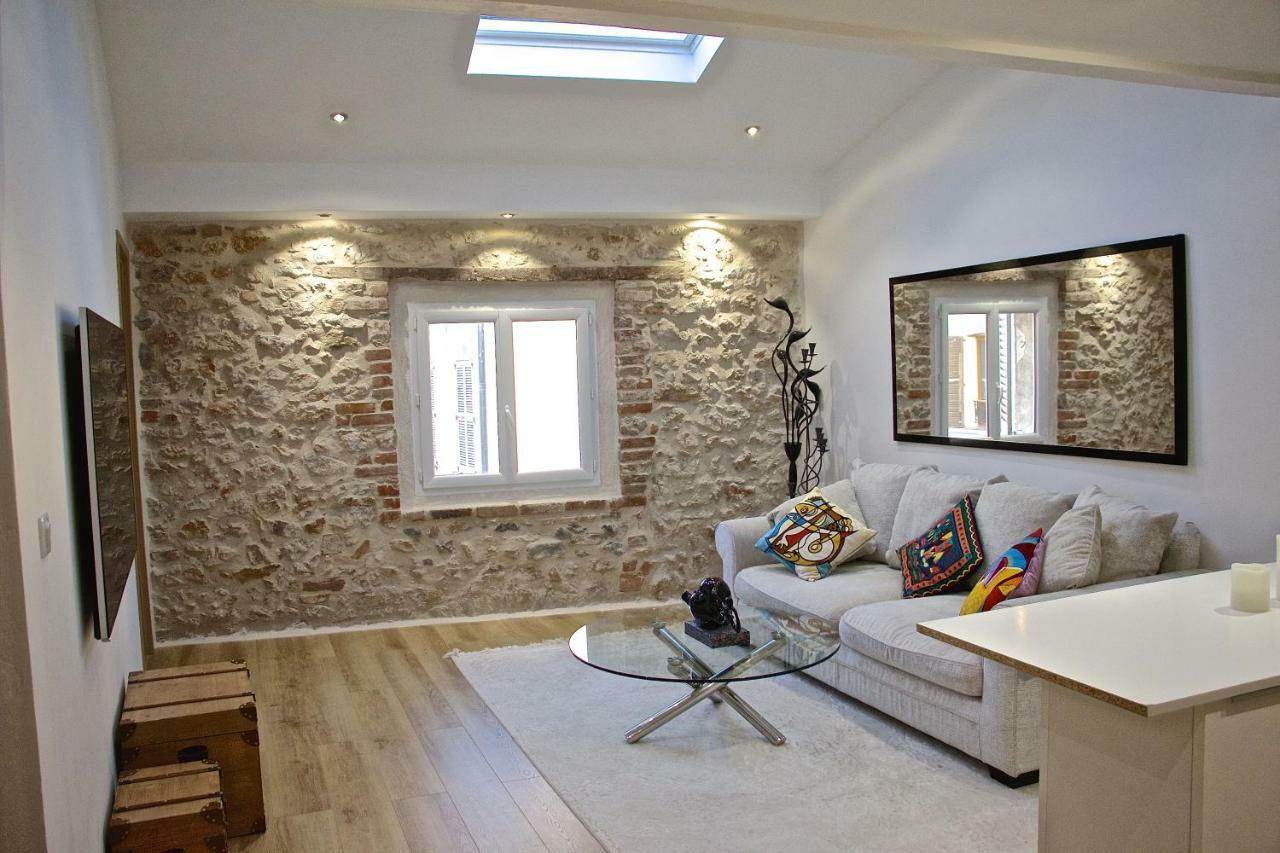 Duplex Fontaine - Appartement Duplex Coeur Vieil Antibes Old City Marche Provencal Екстер'єр фото